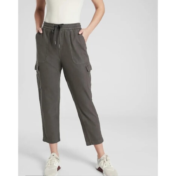 Athleta Farallon Cargo Crop - Cypress Green 0 - Picture 1 of 9